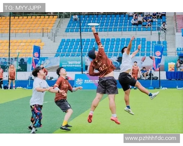 深圳飞盘队比赛经验深度对比及其对团队发展的影响分析